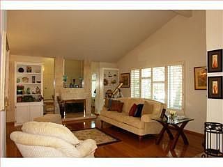 5th image of 6935 Villagewood Way
