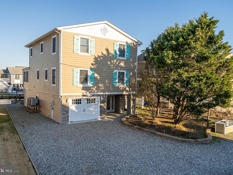 1st image of 116 Bayshore Dr
