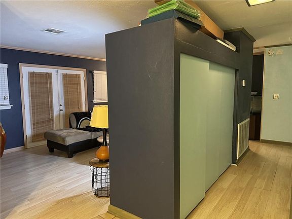 5th image of 2810 Bristol Pl
