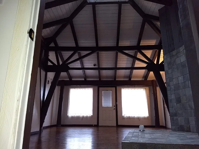 Living/ dining room