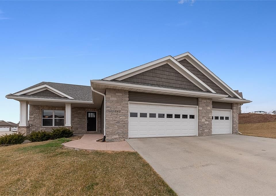 1st image of 202 Cherry Ln