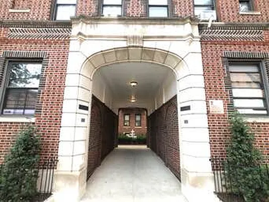 Rented by Brown Harris Stevens | media 24