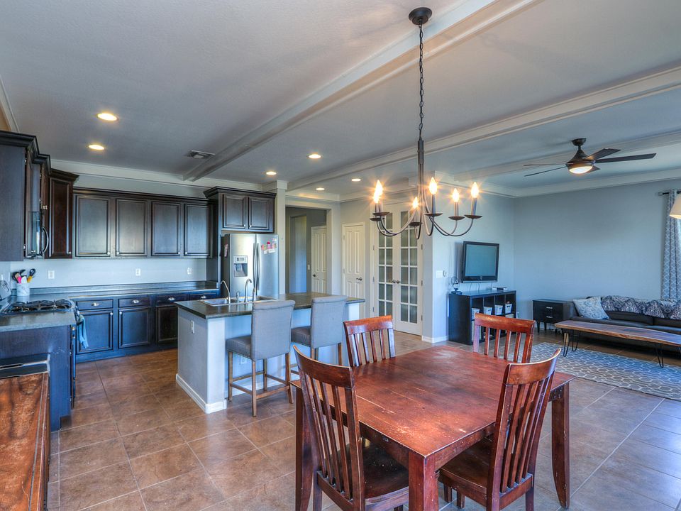 1st image of 40766 W Colby Dr