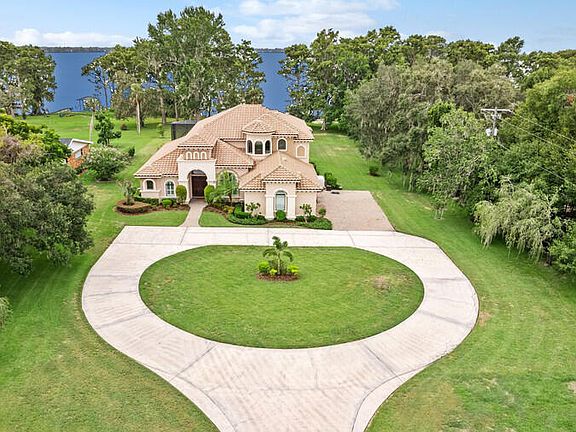 2nd image of 1900 N Lake Eloise Dr