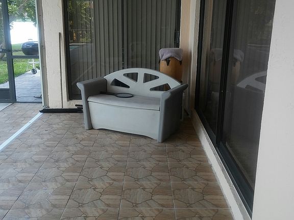 3rd image of 441 NW 201st Ave