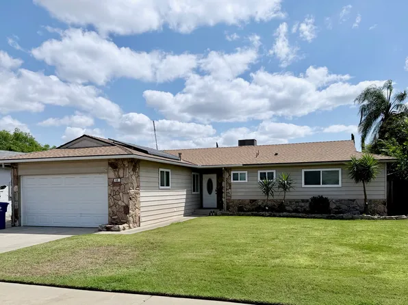 68 W Norwich Ave, Clovis, CA 93612