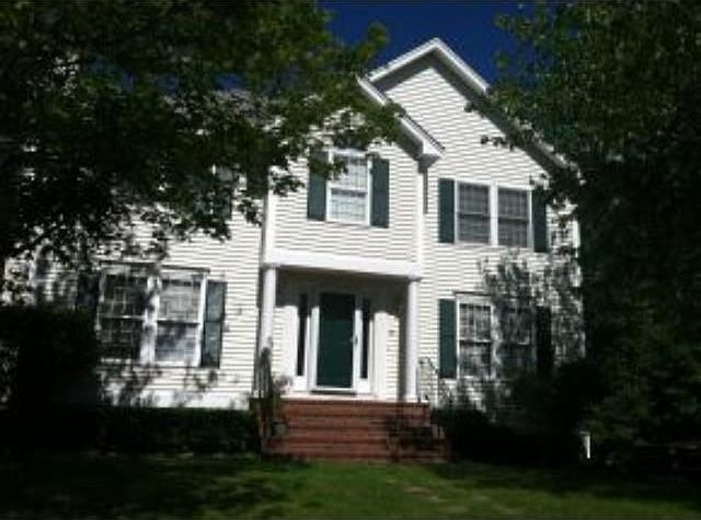 1st image of 89 Stonington Dr