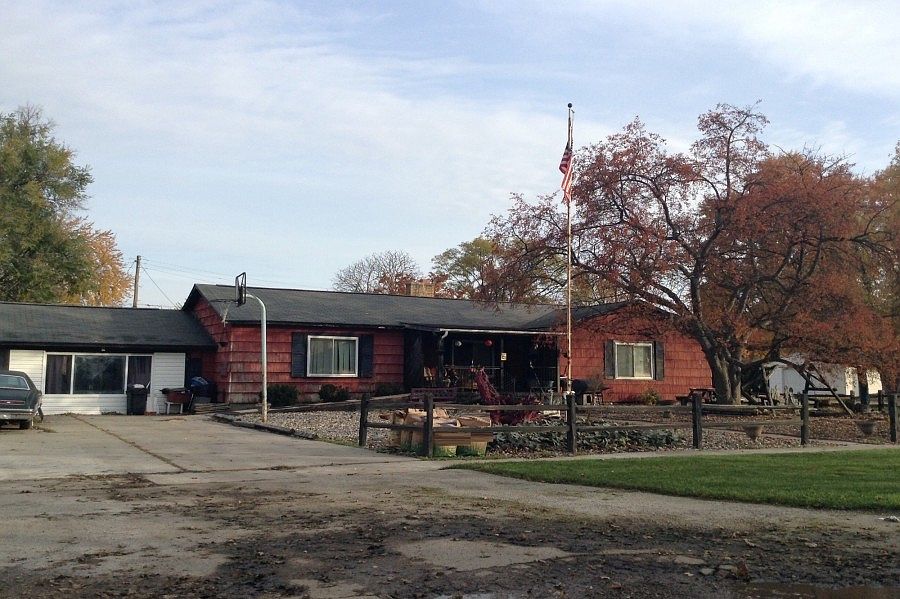 1st image of 806 Meadowlawn St