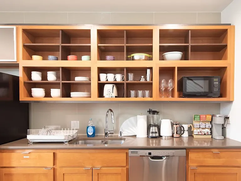 558 Highland Dr — Photo 14