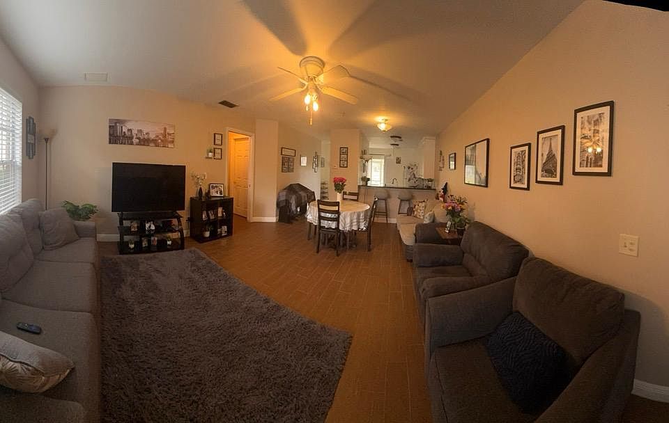 1st image of 120 Reserve 100 Cir