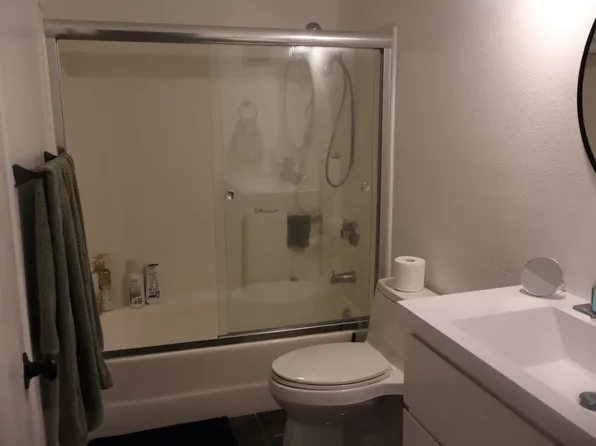 35 Linden Ave, Long Beach, CA 90802