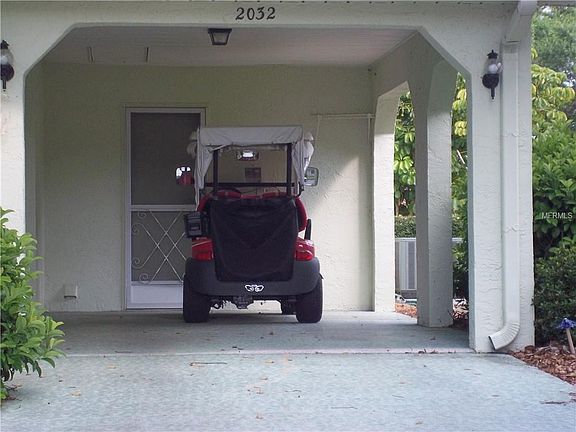 3rd image of 2032 Hawkhurst Cir