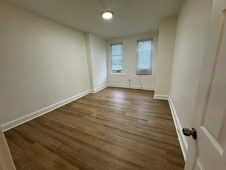 1816 N Bentalou St — Photo 22