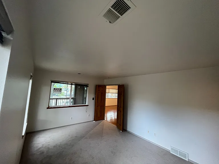1303 Alpine Ave #15A — Photo 17