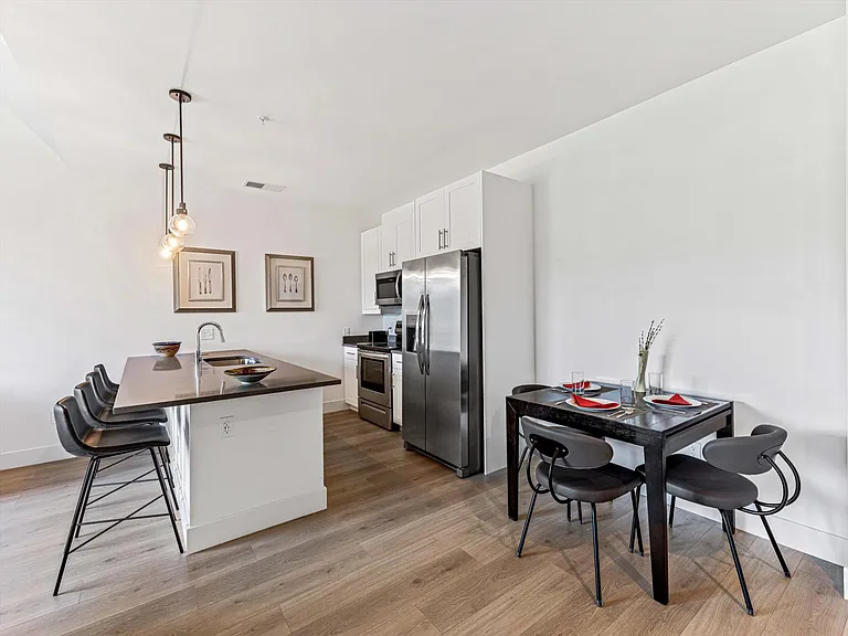 68 Craven St #208 — Photo 12