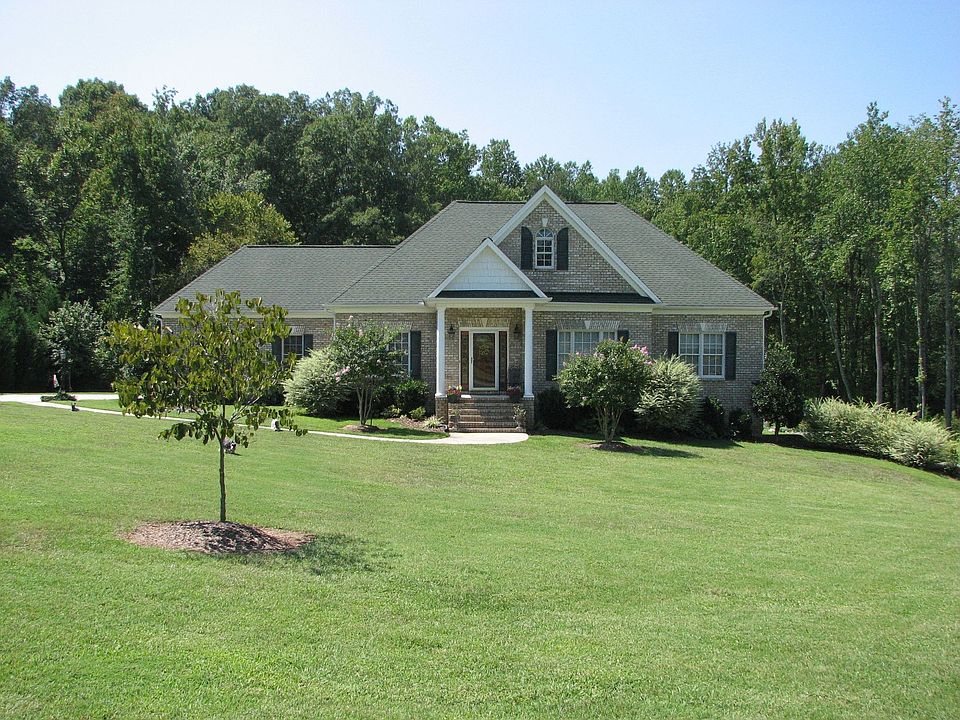 292 Miss Emery