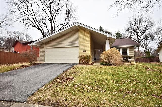 1st image of 2144 Cherrycove Ct