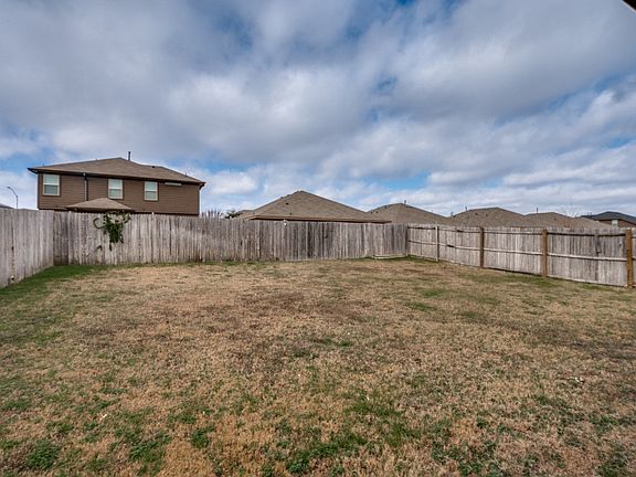 3rd image of 7944 Ballater Dr
