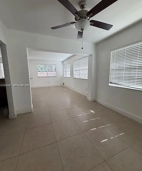 6370 SW 17th St — Photo 7