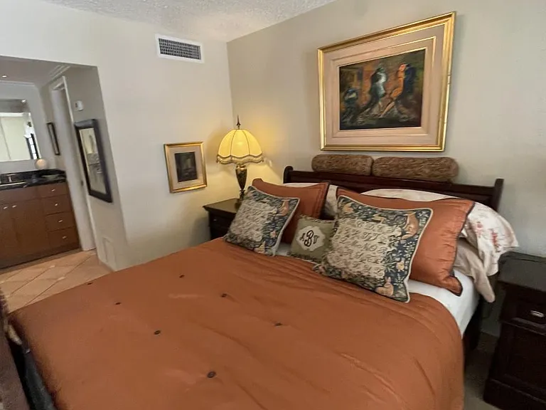 335 Navarre Ave #6 — Photo 11