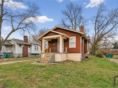 830 N 83rd St, East Saint Louis, IL, 62203