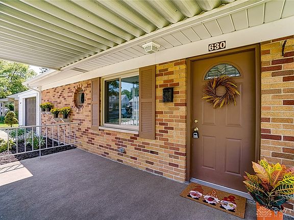 4th image of 630 Lamont Dr