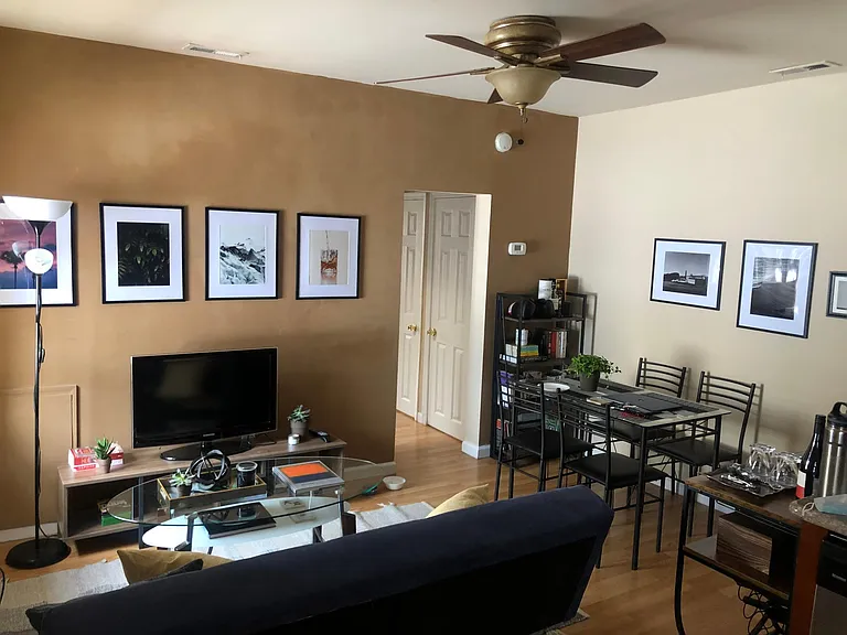 109 S 21st St #9 — Photo 2