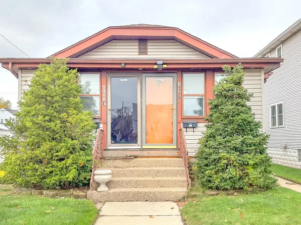 1456 Warwick Ave, Whiting, IN 46394