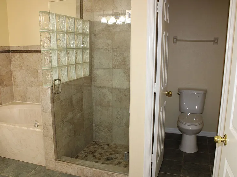 353 Heather Hills Dr — Photo 13