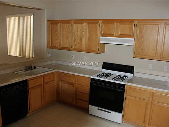 5th image of 901 Park Walk Ave