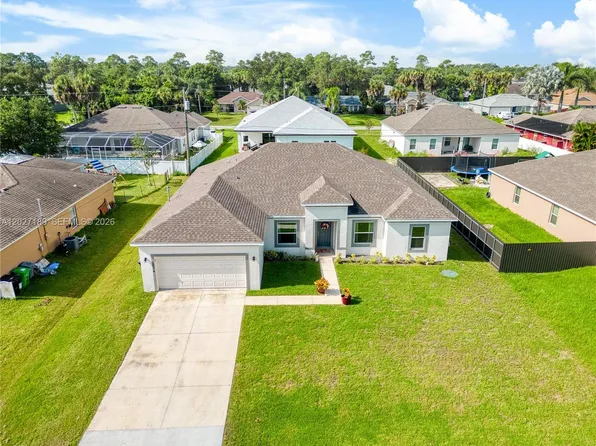 1534 SW Abingdon Ave, Port Saint Lucie, FL 34953