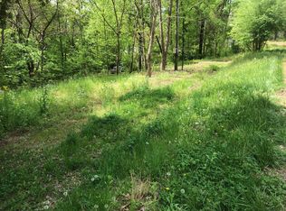 802 Shaw Dr, Clarksville, TN 37042