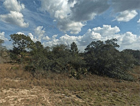 1st image of 275 Crystal Lake Dr