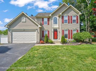 629 Green Grove Rd, Neptune, NJ 07753