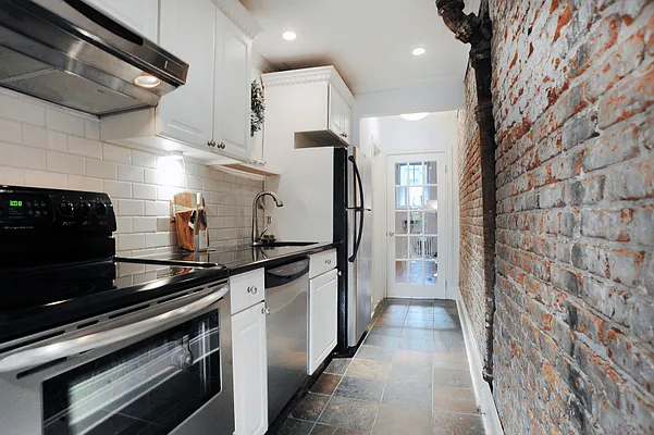 Rented by Compass | media 8