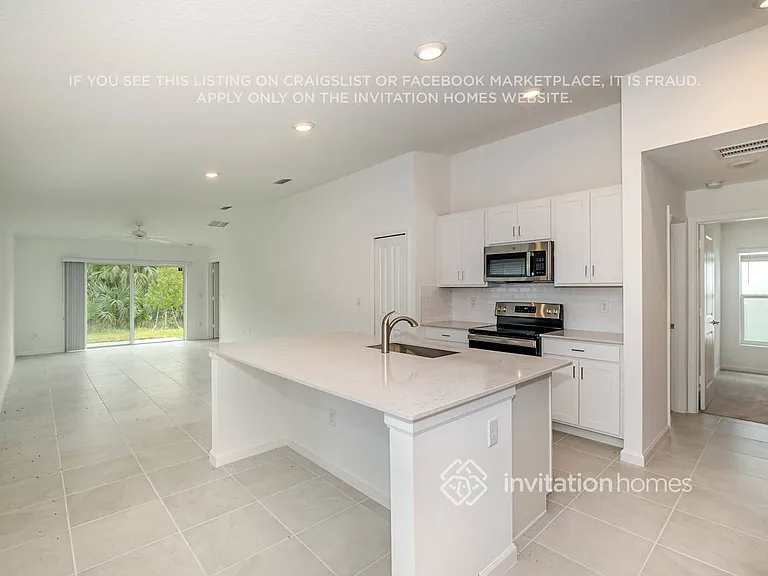 1645 Diablo Cir SW — Photo 3
