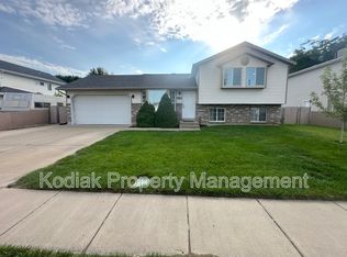 1998 N 950 W, Clinton, UT 84015