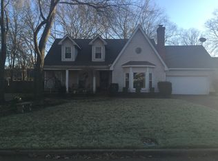 495 Royal Elm Dr, Collierville, TN 38017