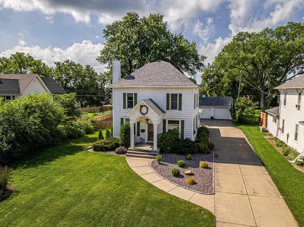 309 West Clarence Street, Dodgeville, WI 53533