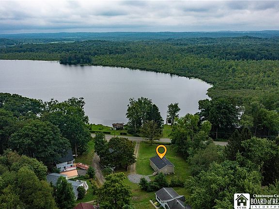 5th image of 8122 Bear Lake Rd