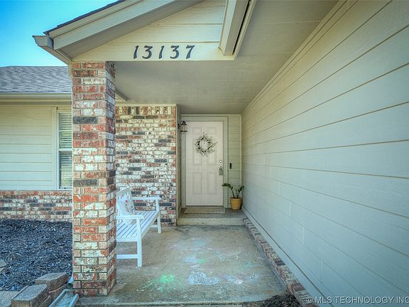 2nd image of 13137 S 85th East Ave