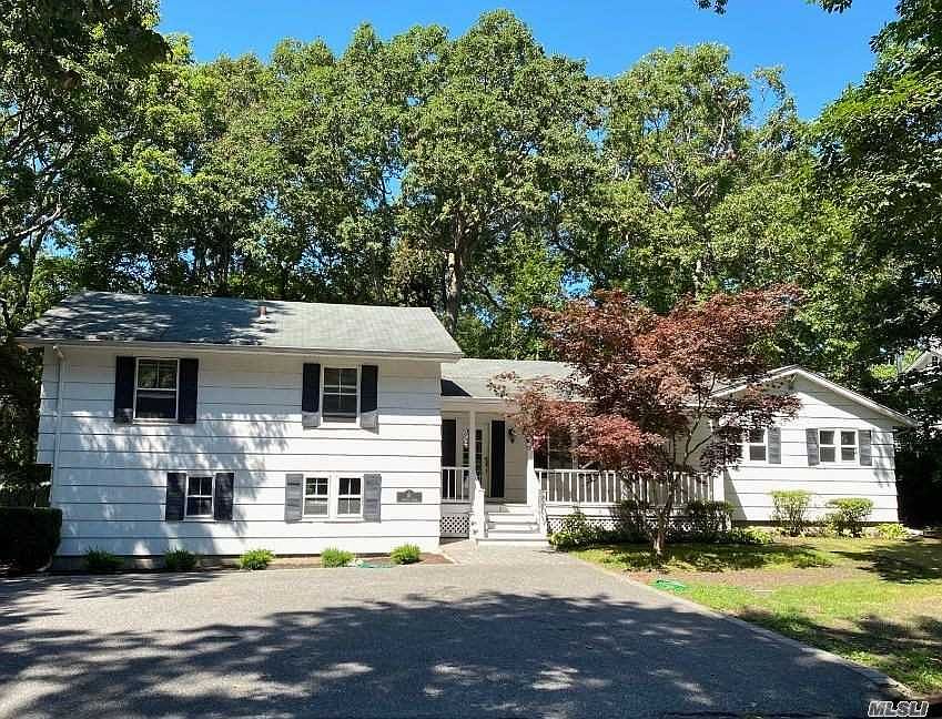1st image of 81 Jamaica Dr