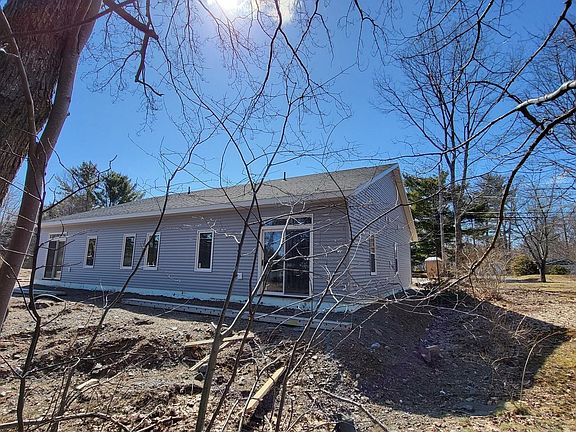 5th image of 1435 Princess Cres