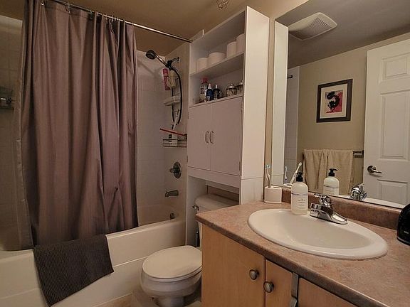 5th image of 244 Sherbrooke St #2422