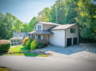 129 Valley Creek Dr, Maggie Valley, NC 28751