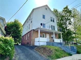 60 Lyons St, New Britain, CT 06052