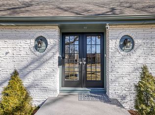 9621 Canterbury St, Overland Park, KS 66206