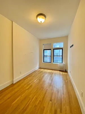 Rented by Waverly Realty Associates | media 16