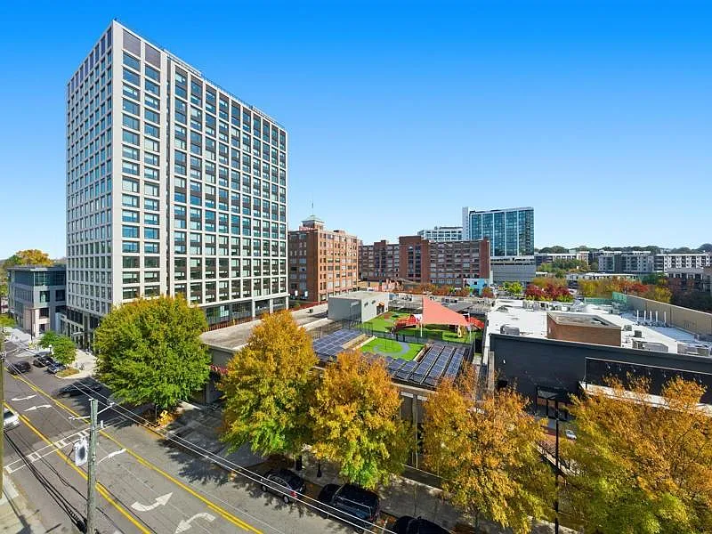 2 bed, 2.0 bath, 1228 sqft, $2,695 — Photo 1