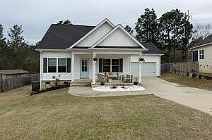 2nd image of 252 Swallow Lake Dr